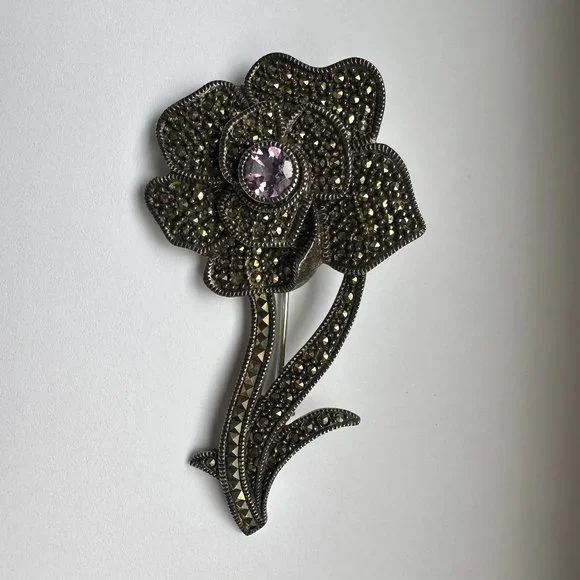 Judith Jack marcasite and sterling brooch with amethyst center. Vintage. - Picture 1 of 9